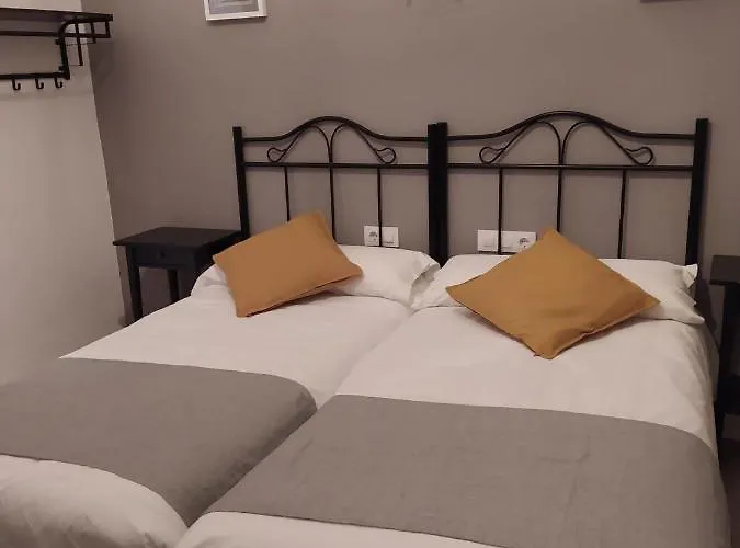 Andalucia ゲストハウス 3*